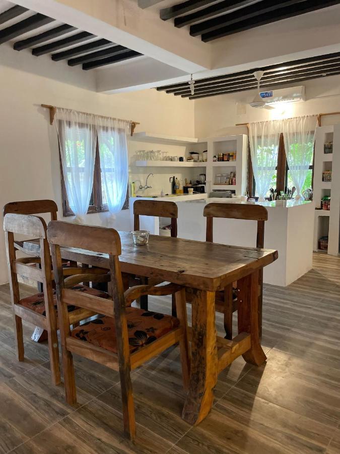 Slovenska Hisa Zanzibar Nungwi Extérieur photo